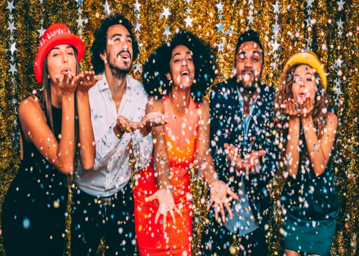 New Year Plans: How to Host an Unforgettable Party