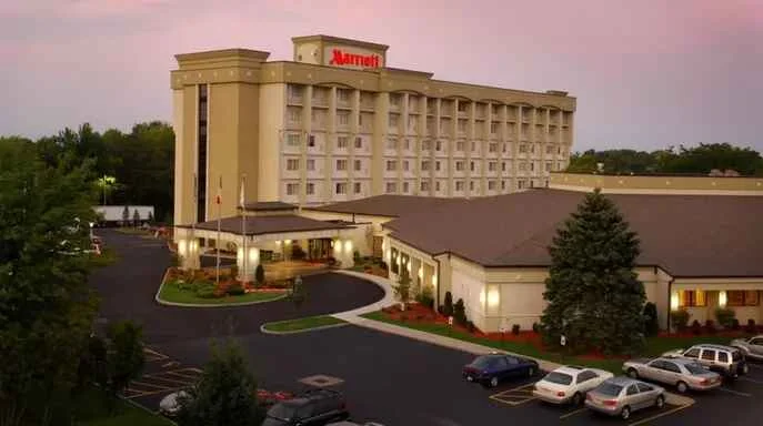 Wedding Venues in New York - Rochester Airport Marriott
