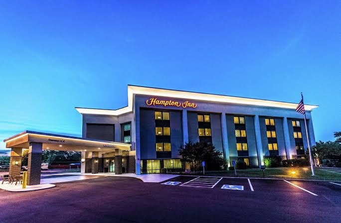 Luxury Wedding Venues in Missouri – Say “I Do” in Style at Hampton Inn St. Charles St. Peters