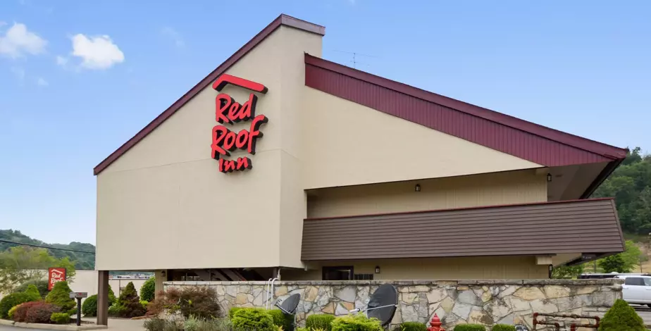 Red Roof Inn Charleston West – Hurricane, WV