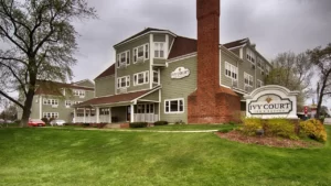 Ivy Court Inn And Suites