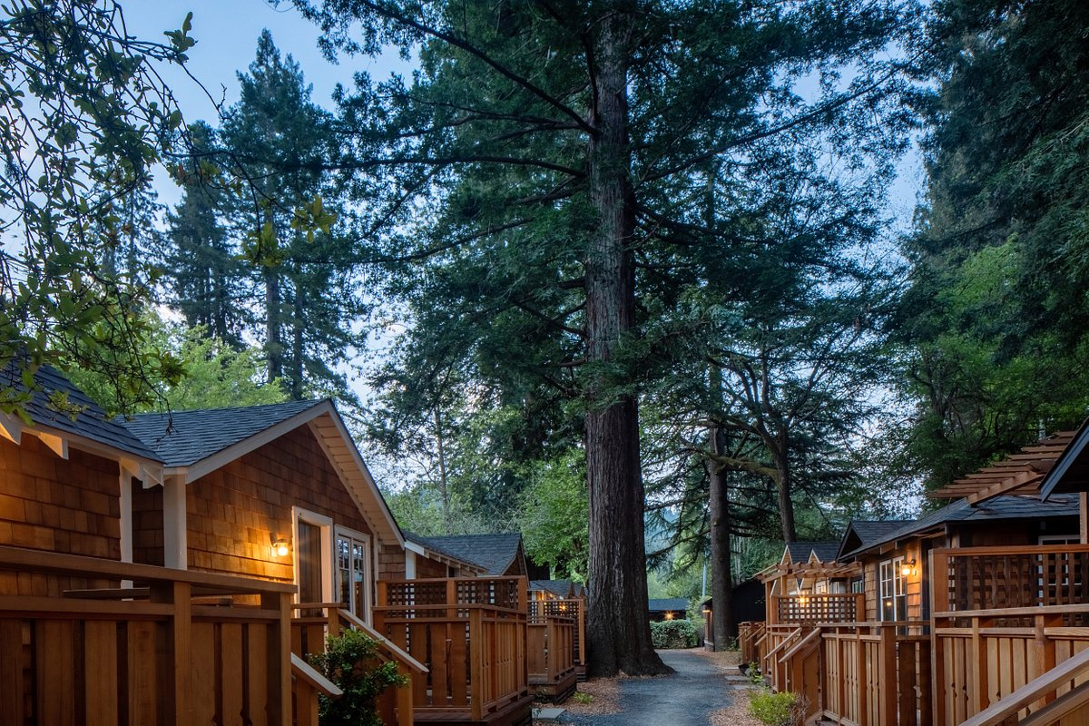 Dawn Ranch Lodge & Rd Hse Rest