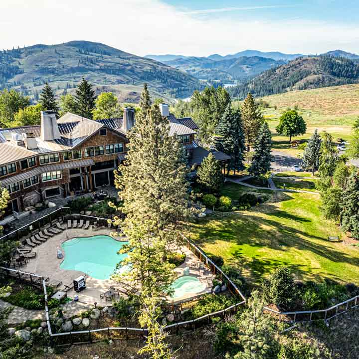 Sun Mountain Lodge