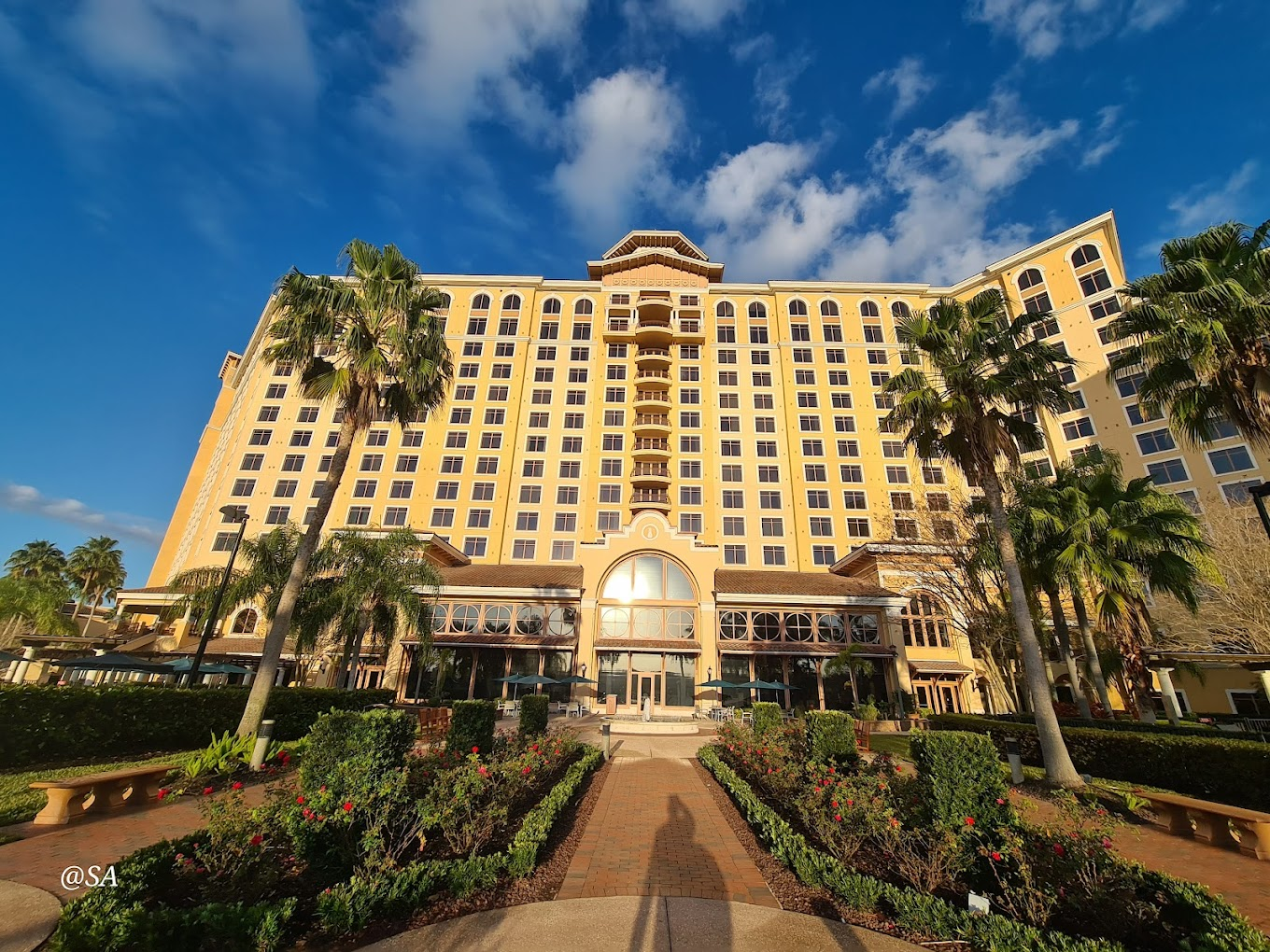 Rosen Hotels & Resorts Corp Pu