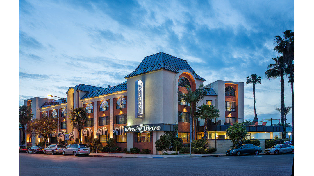 Safari Inn, a Coast Hotel