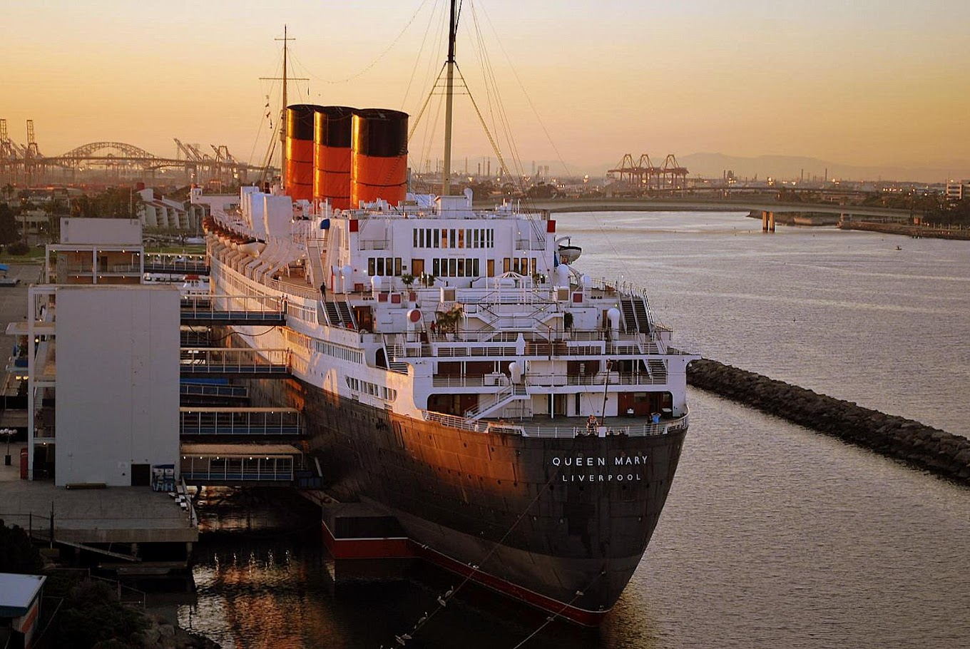 Queen Mary Hotel