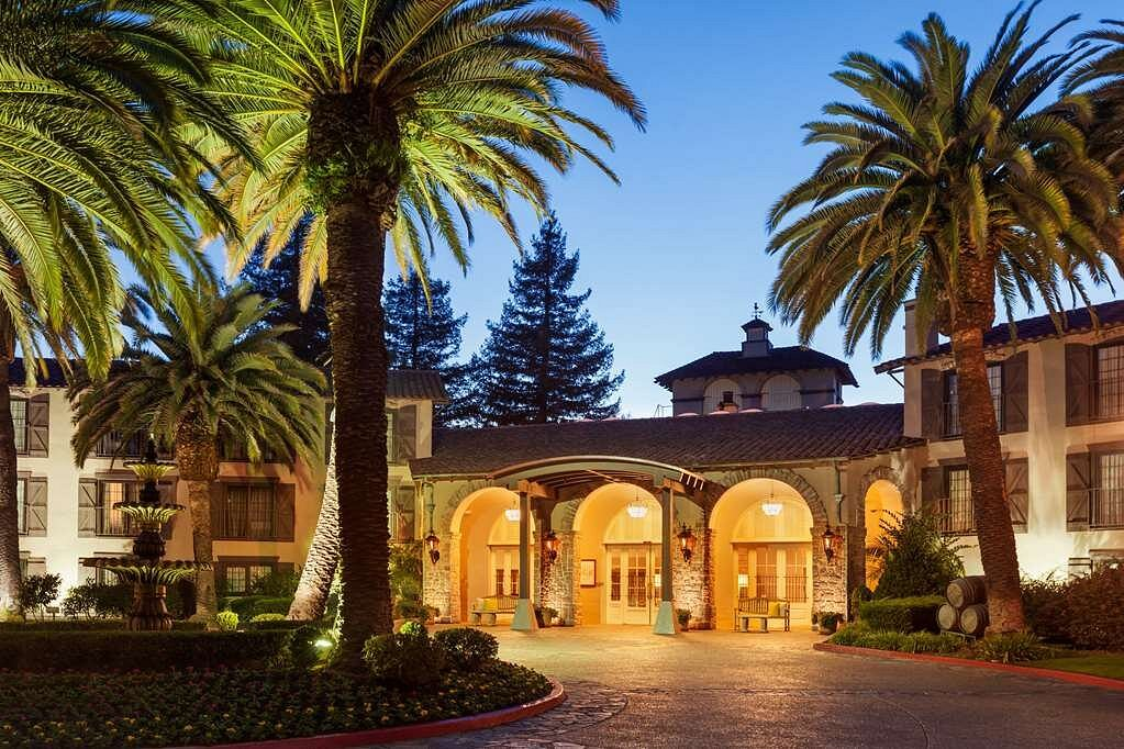 Embassy Suites Napa Valley: Conference Venues Near Napa