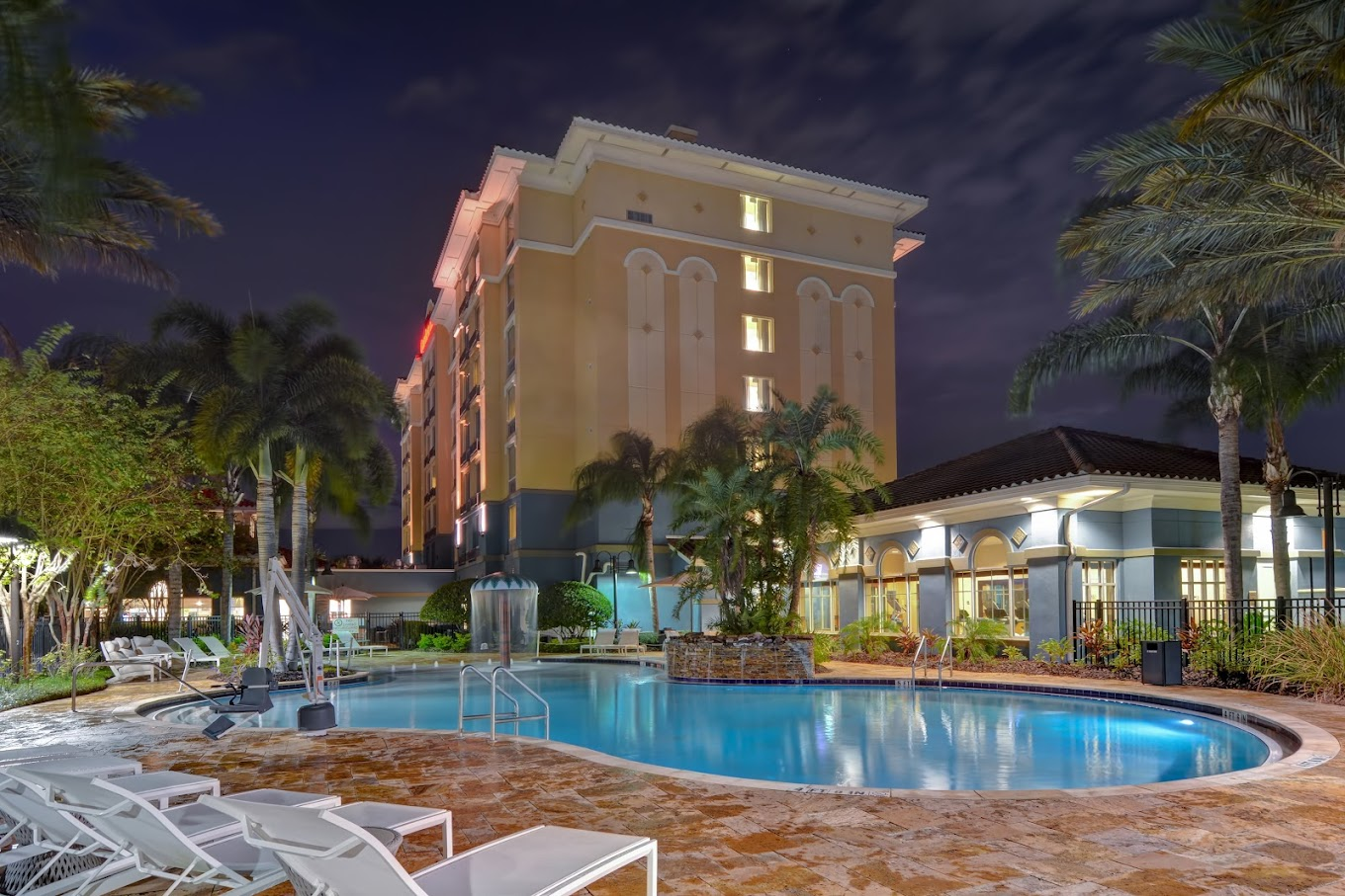 Homewood Suites by Hilton