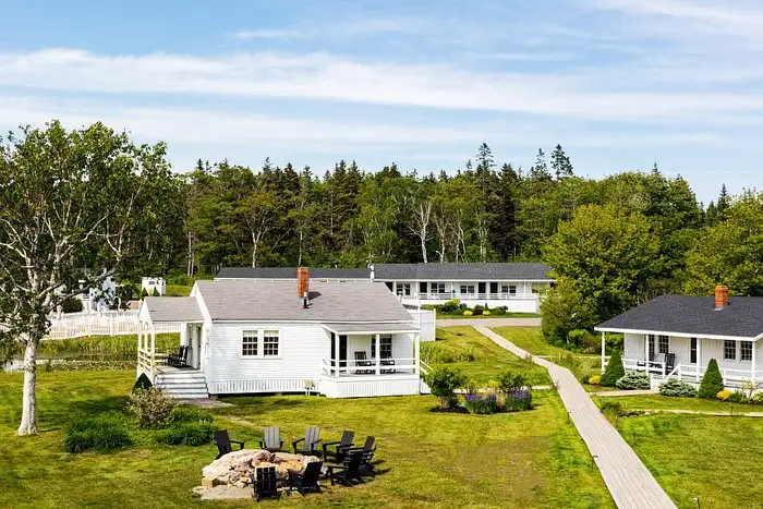 Ocean Point Inn