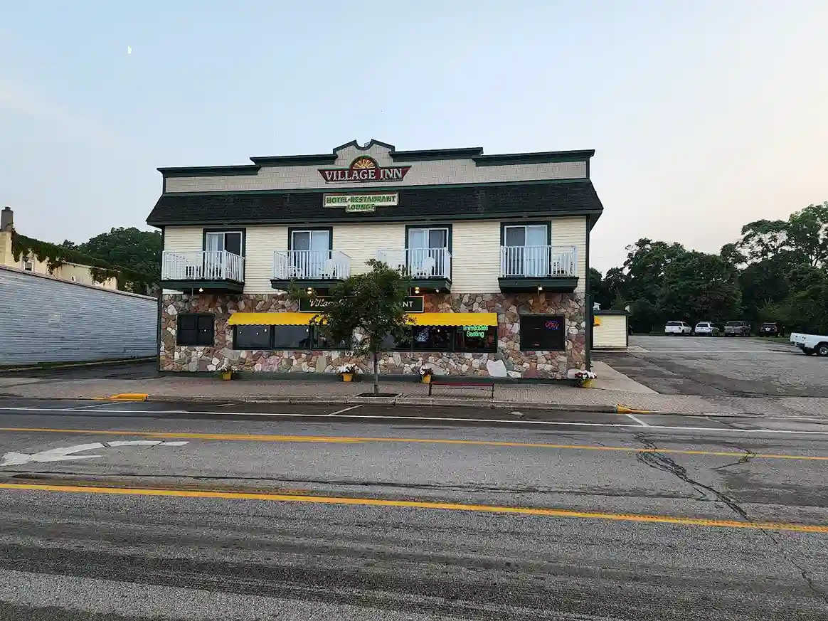 Village Inn State St Bar Grill