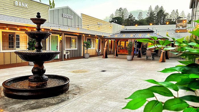 Old West Inn
