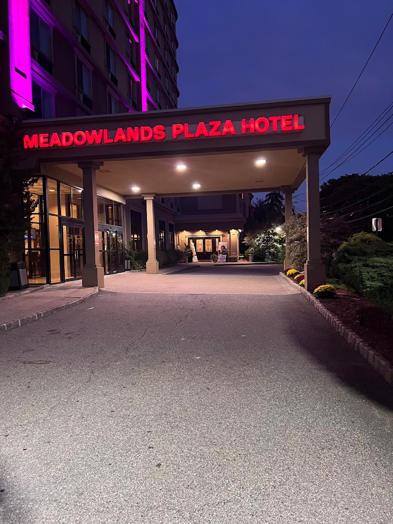 Meadowlands Plaza Hotel Ill