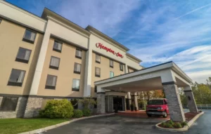 Affordable Birthday Party Venues in Cleveland, OH – Host Your Bash at Hampton Inn Cleveland Airport-Tiedeman Rd