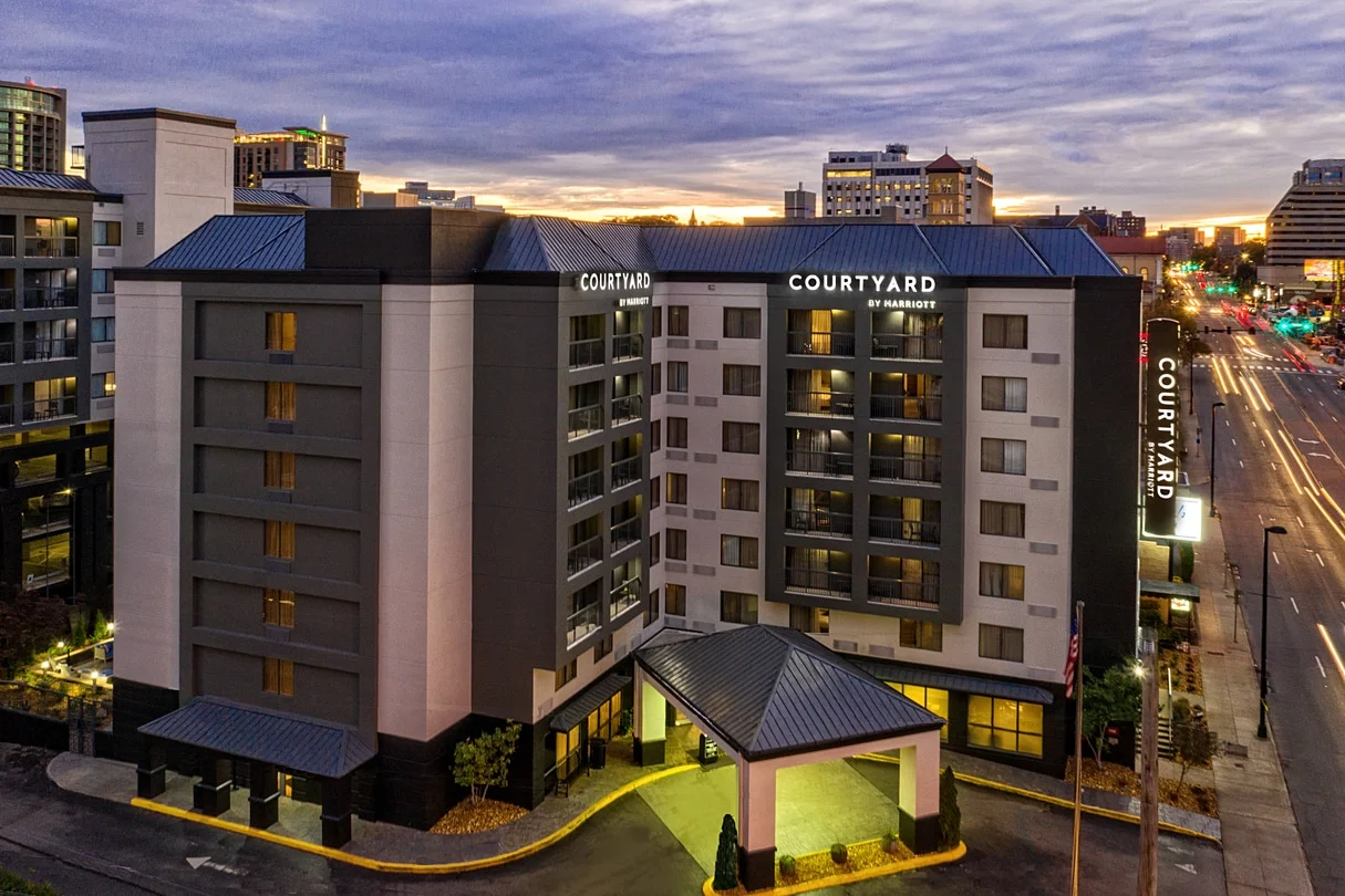 Courtyard by Marriott Vanderbilt