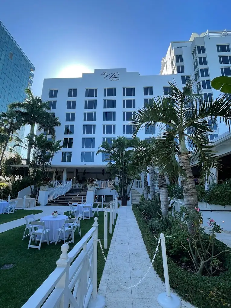 Palms Hotel And Spa