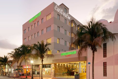 Affordable Event Venues in Florida – Courtyard Miami Beach South Beach