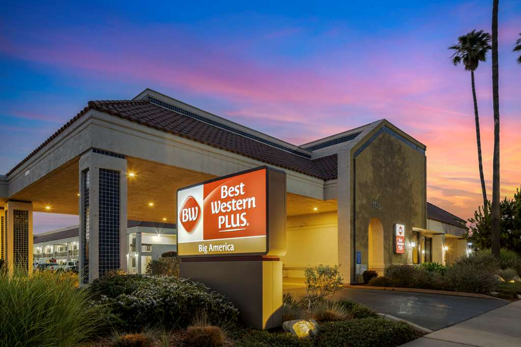 Best Western Big America