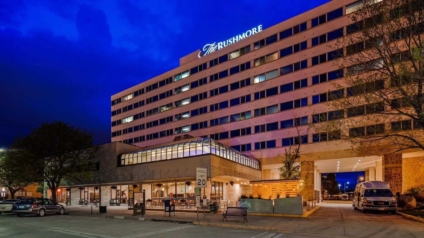 Rushmore Hotel