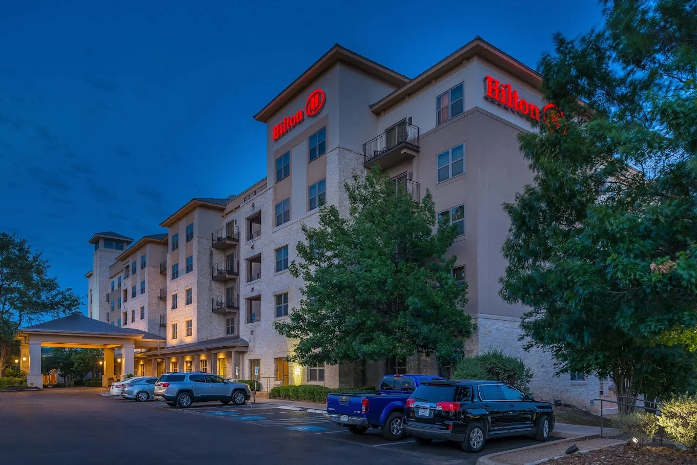 Hilton Hill Country