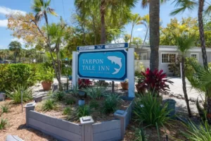 Brennens Tarpon Tale Inn