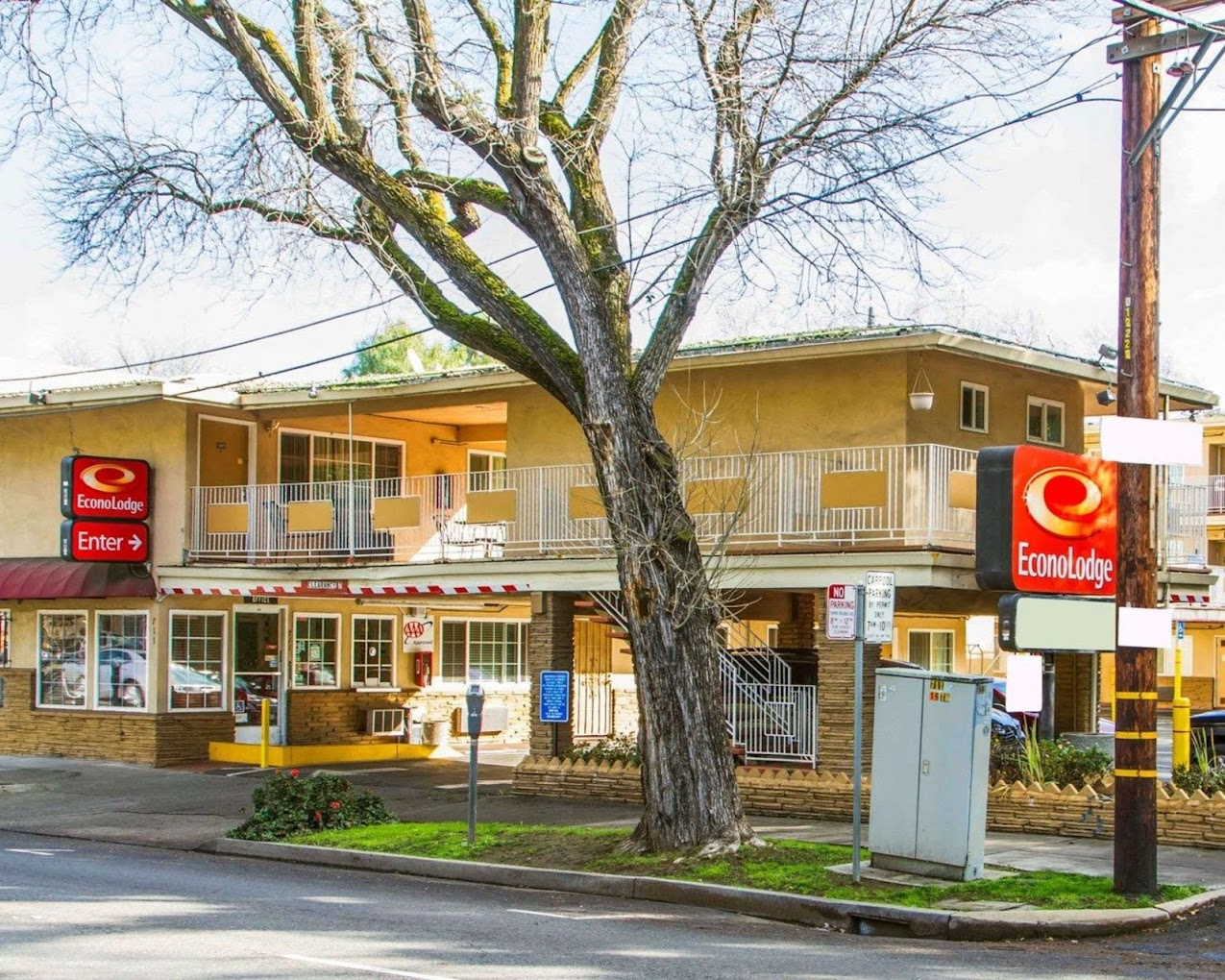 Econo Lodge Sacramento Convention Center – Outdoor wedding venues Near California