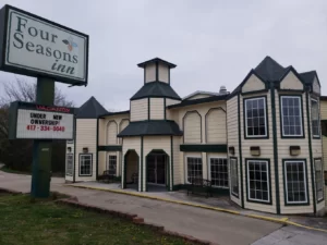 Four Seasons Inn