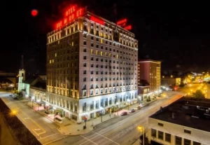Hotel Pere Marquette