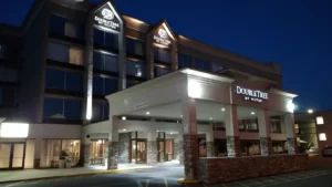 DoubleTree by Hilton Hotel Decatur Riverfront
