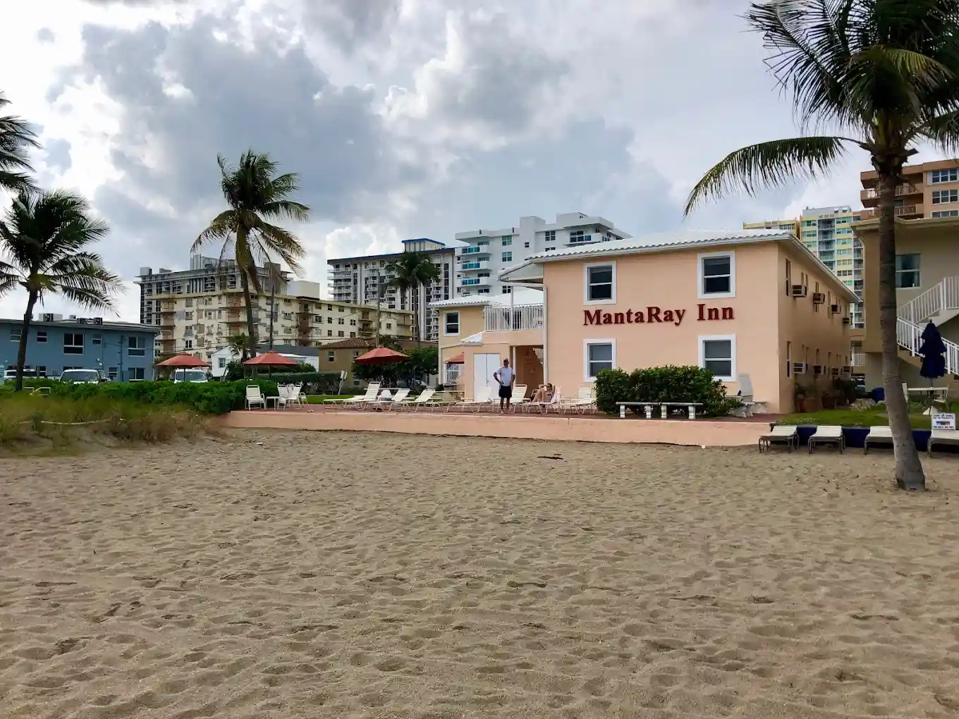 Manta Ray Inn