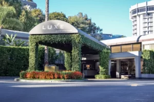 Luxe Sunset Boulevard Hotel