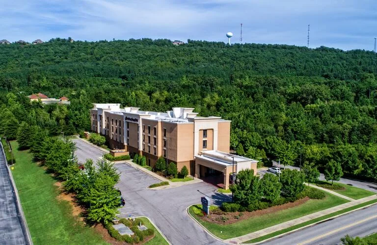 Outdoor Venues in Alabama – Hampton Inn & Suites Birmingham/280 East-Eagle Point
