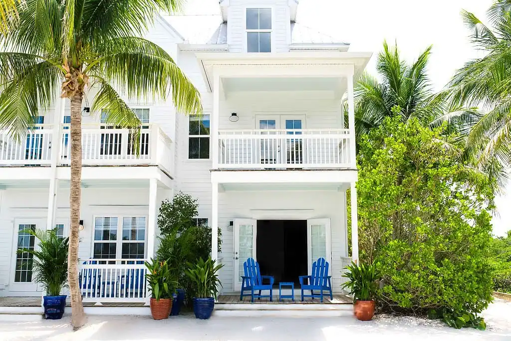 Parrot Key Hotel & Villas