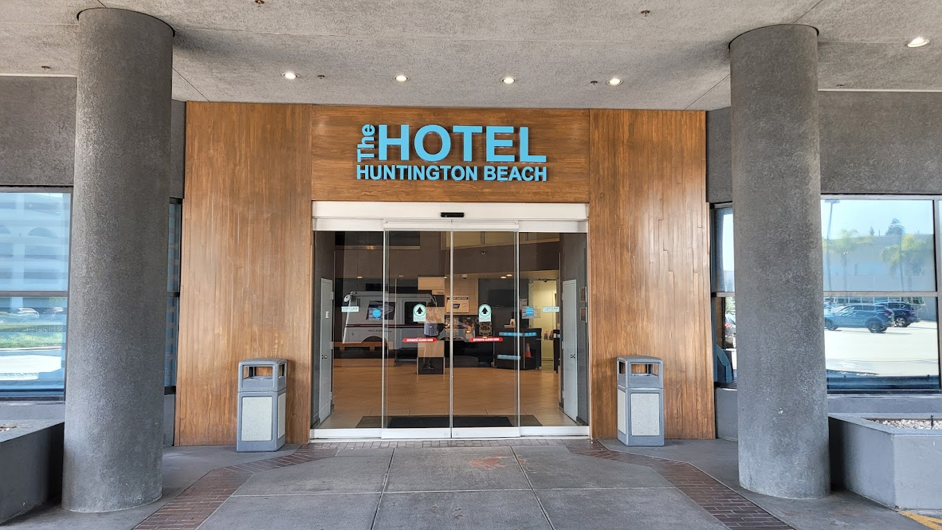 Hotel On Huntington Beach