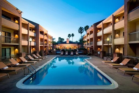Host Events at Courtyard by Marriott Fort Lauderdale Plantation – Hotel Room Booking