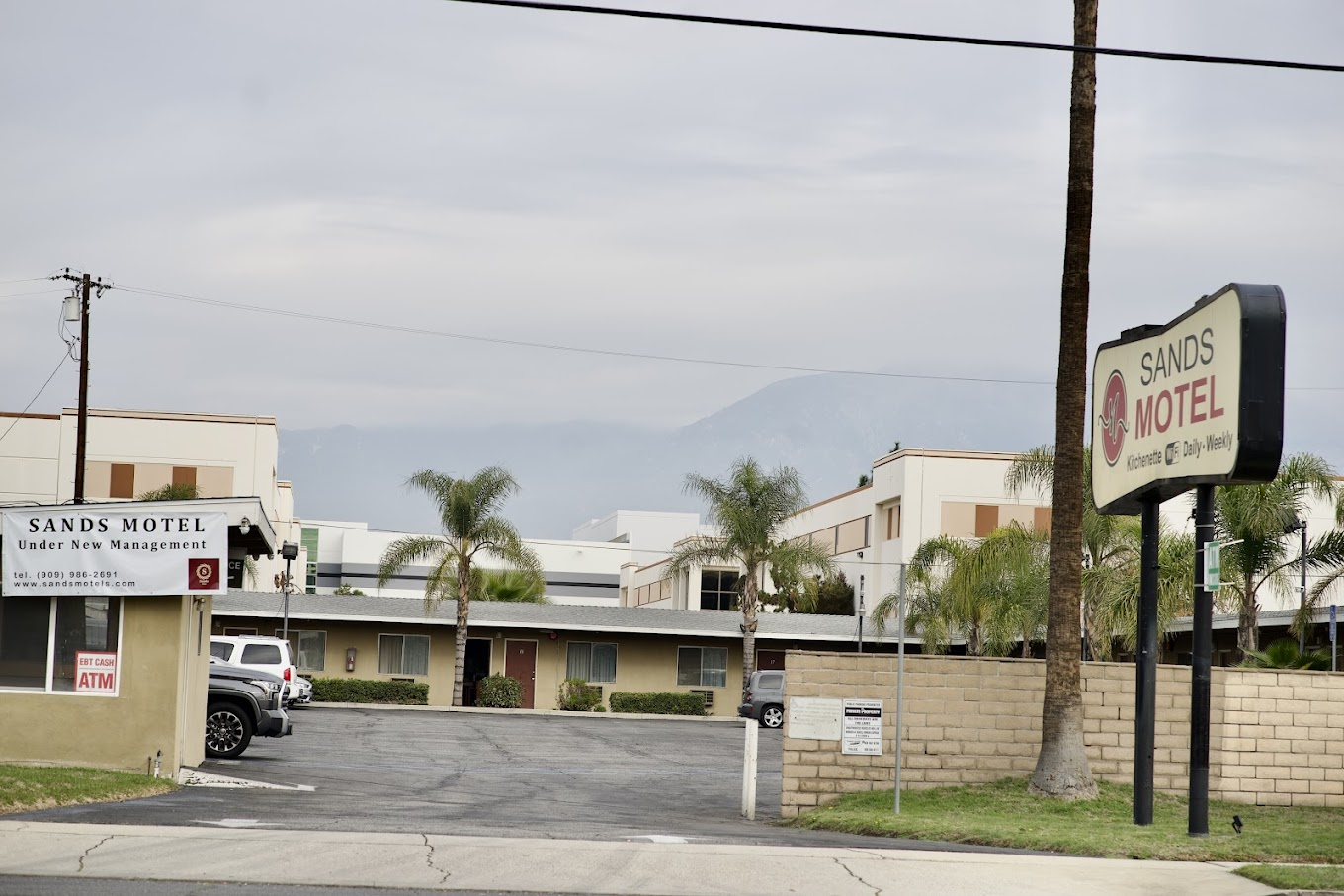 Sands Motel