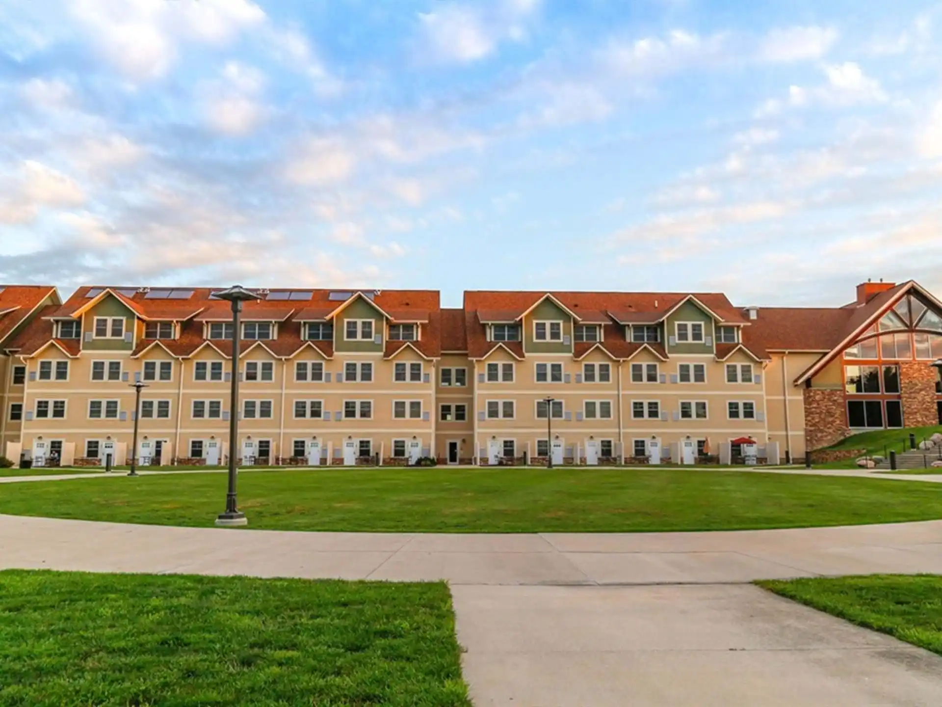 Honey Creek Resort