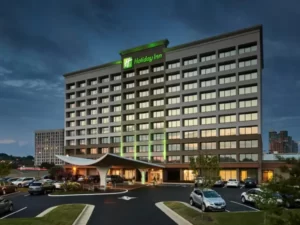 Holiday Inn Alexandria- Carlyle